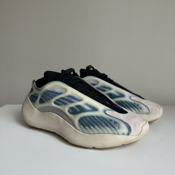 Adidas Yeezy 700 V3 Kyanite GY0260 Sneakers Mens US 6.5. Womens 7.5 - Picture 2 of 8